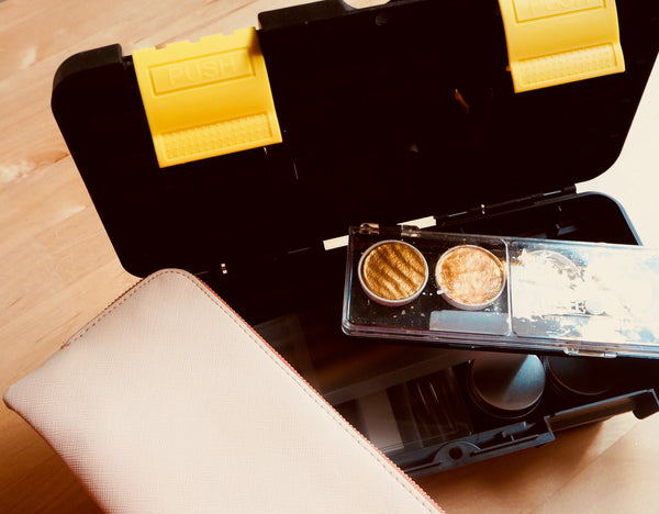 The Travelling Calligraphy Kit